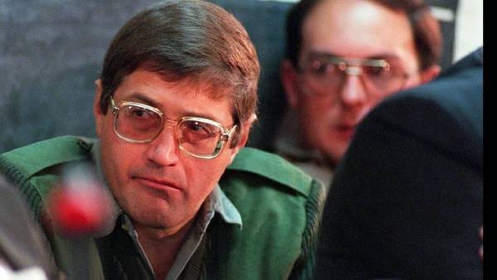 Dejan en libertad al mayor verdugo del apartheid