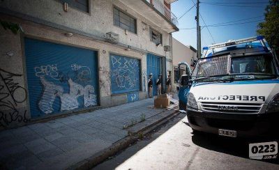 En un megaoperativo de la Afip allanaron locales de Positivo y Ronny