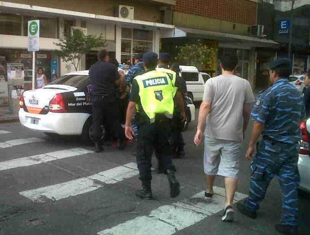 Para que tenga: rob� una cartera y los vecinos casi lo linchan