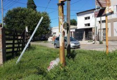 Vecinos reportan terrenos bald�os en estado calamitoso