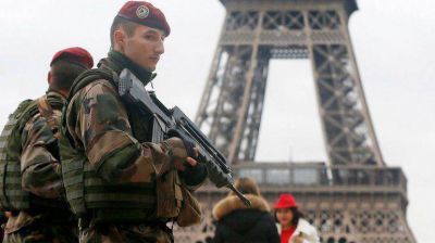 Despu�s de Charlie Hebdo, Francia quiere crear un servicio c�vico universal