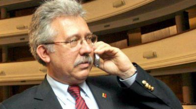 El pol�mico ex embajador chavista que figura en la denuncia del fiscal Nisman