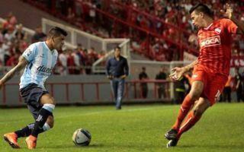 Clsico en Mar del Plata: Racing le gan a Independiente 2 a 0