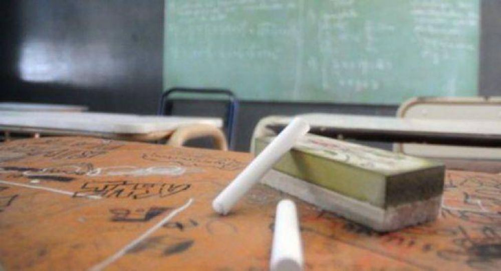 Se asegura que �hay $3 mil millones menos en el presupuesto educativo�