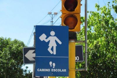 En Crespo promueven hacer caminos escolares m�s seguros