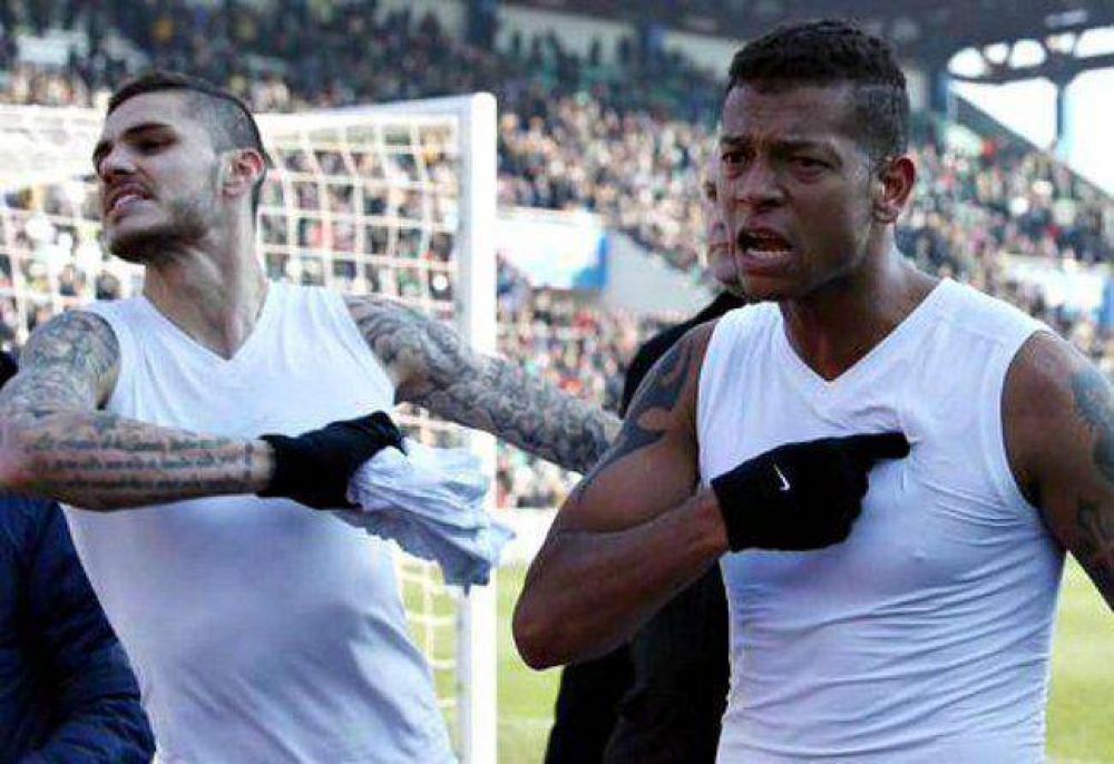 Hinchas del Inter rechazaron la camiseta de Icardi y provocaron su furia tras una nueva derrota