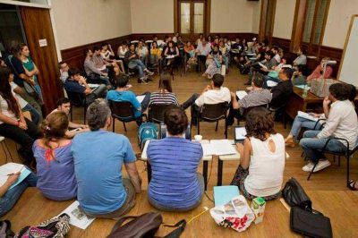 Comienza a debatirse la Ley Federal de las Culturas en Bariloche