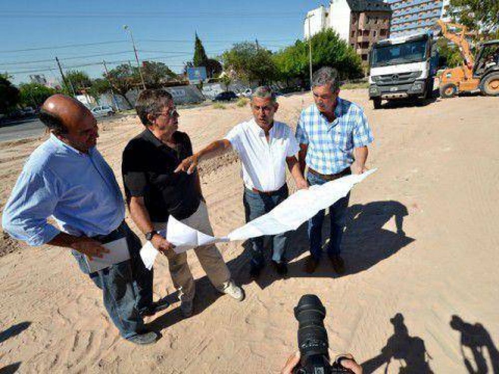 Quiroga puso en marcha el ensanche