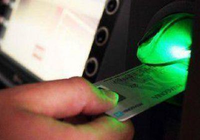 Se inicia el pago de los sueldos de enero en R�o Negro 