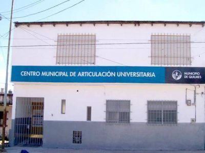 Inician cursos universitarios