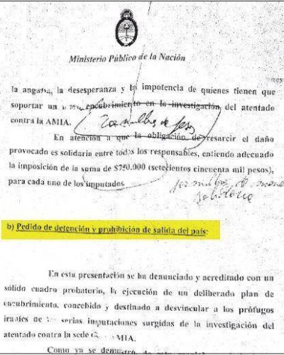 Documentos confirman que Nisman pens� en pedir el arresto de Cristina