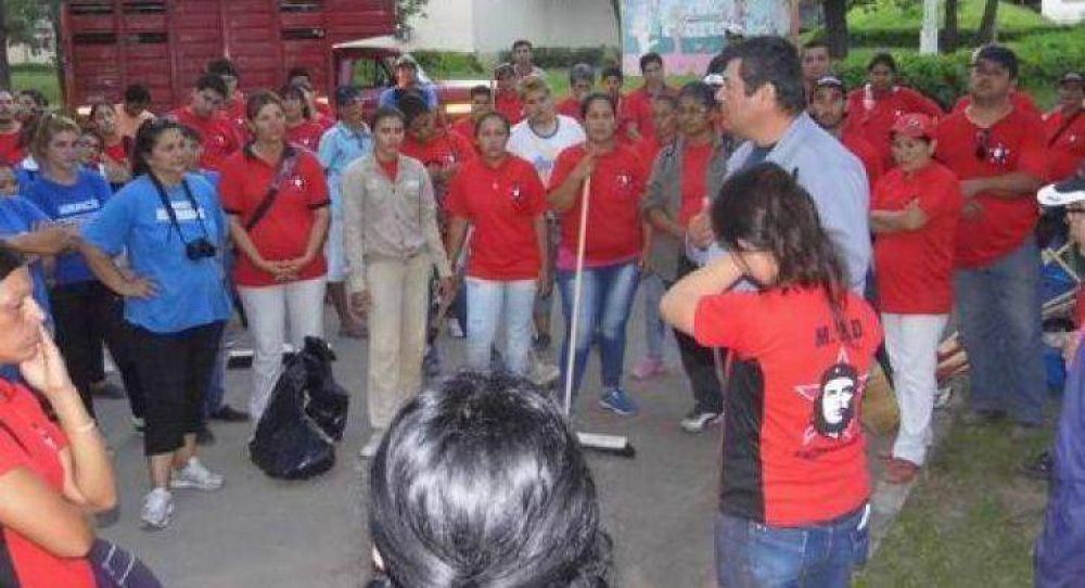 Movimientos sociales realizaron tareas de limpieza en el Perrando