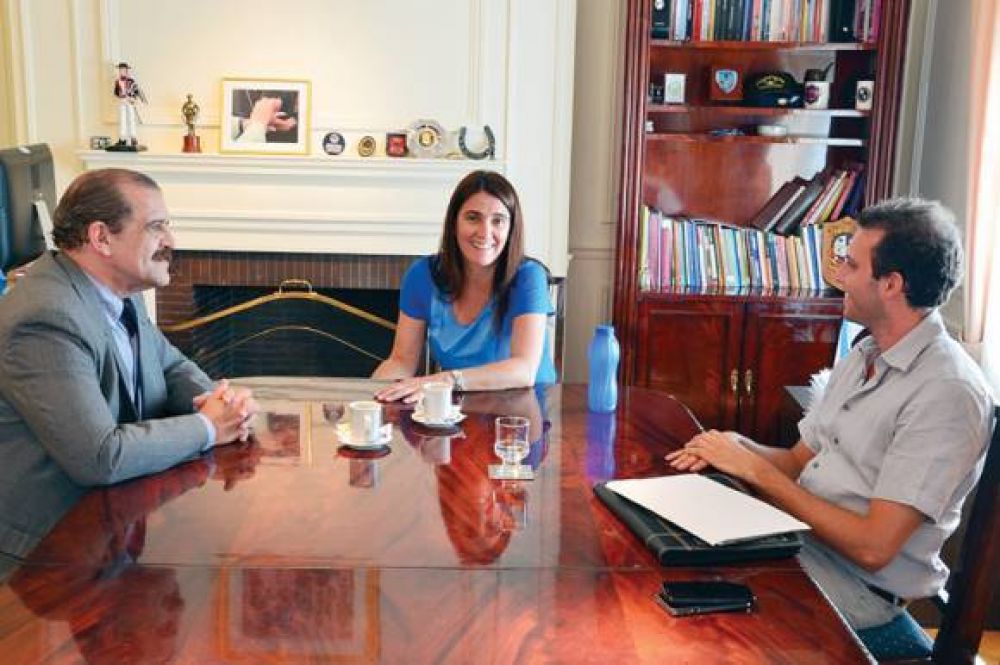 Se incorporar�n 60 m�viles y equipos de protecci�n para la Polic�a del Chubut