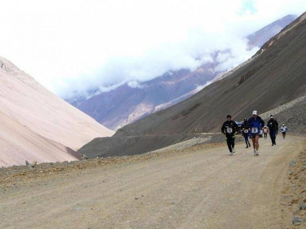 Ni la cordillera frena a los runners tucumanos