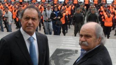 Scioli junta a 80 intendentes para hablar de seguridad