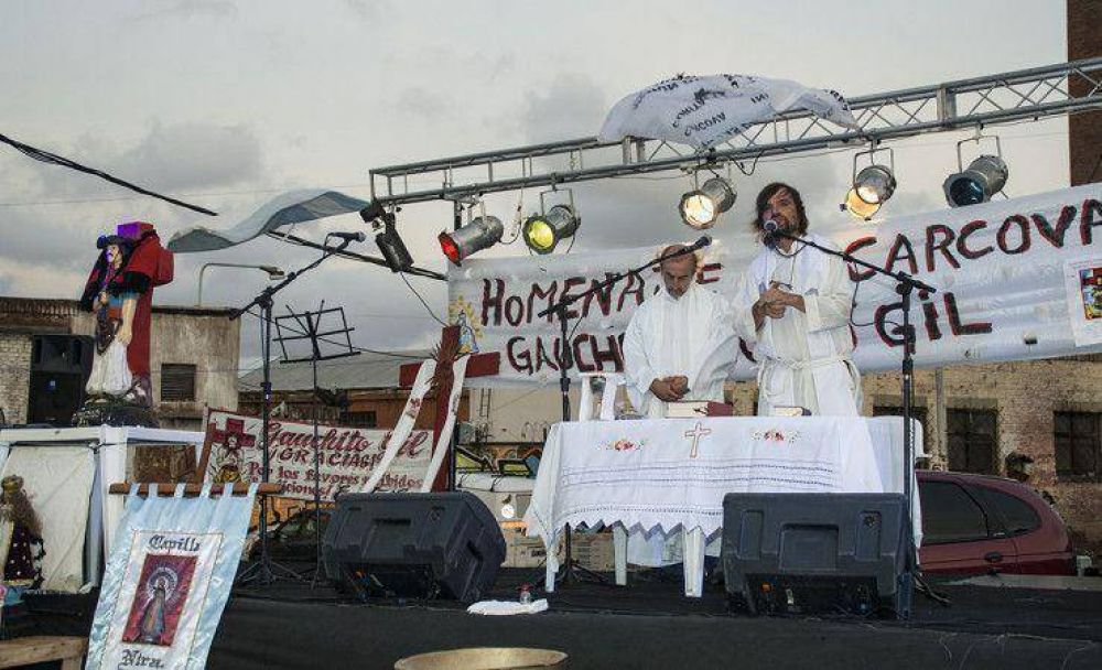 El Padre Pepe celebr la fiesta del Gauchito Gil en La Crcova