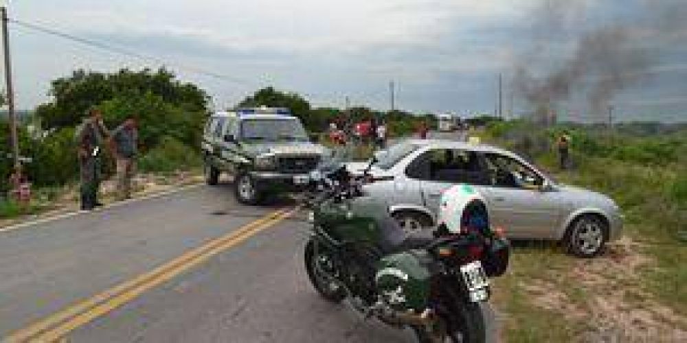 Lancheros cortaron la ruta de ingreso al Puerto Pilcomayo