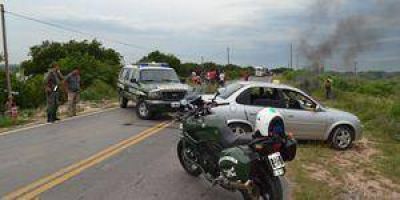 Lancheros cortaron la ruta de ingreso al Puerto Pilcomayo