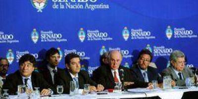 El oficialismo defendi� la ley de inteligencia