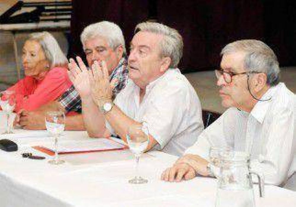 Pechi sum� el apoyo de Baum y su Democracia Cristiana 