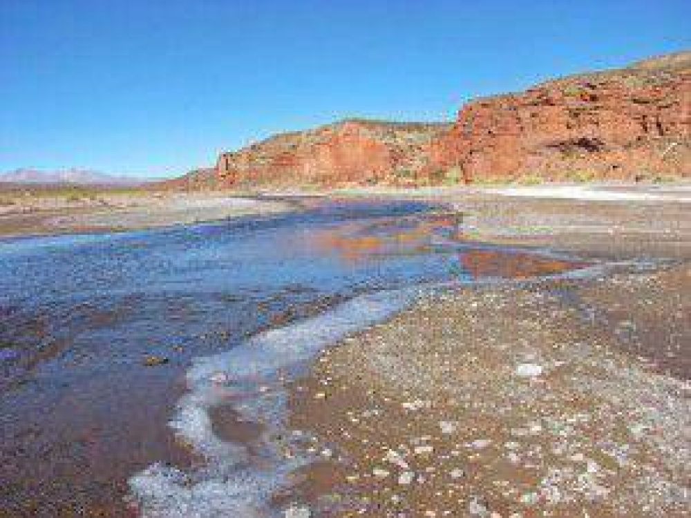 Tragedia en Jujuy: una joven madre y su beb� mueren al intentar cruzar un caudaloso r�o