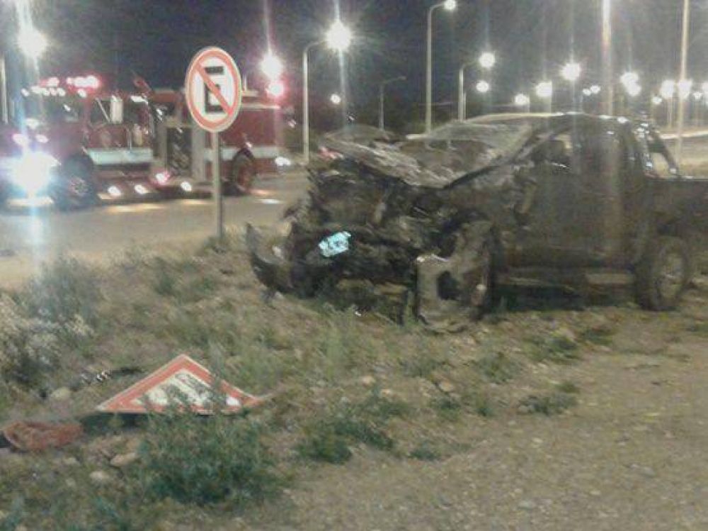 Violento choque sobre la Avenida Asturias: Dos hospitalizados