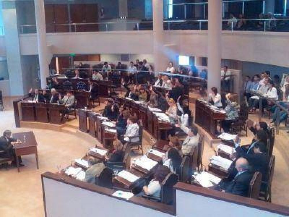 El proyecto de intervenci�n al HDC de La Banda pas� a Comisi�n