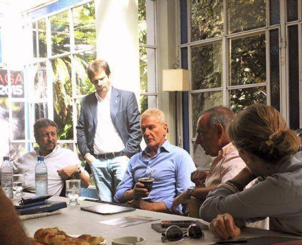 Frente Renovador: Con la llegada de Francisco de Narv�ez, se calienta la interna local y provincial