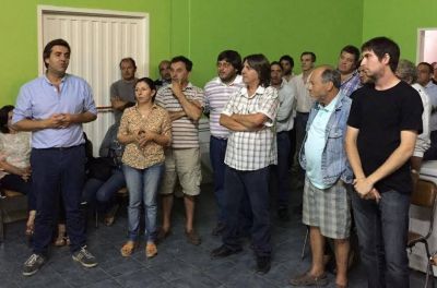 El Concejal Boto se reuni� con vecinos y militantes de localidades