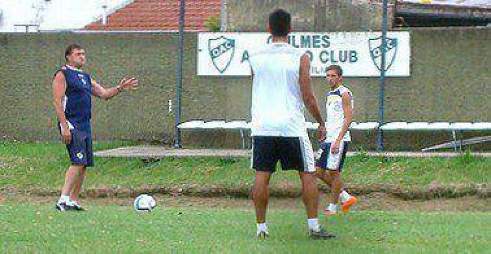 Quilmes juega otro partido amistoso en el estadio Centenario