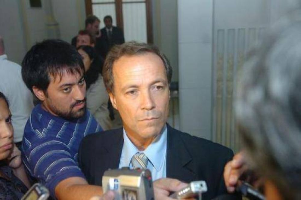 �El Gobernador Bonfatti est� mal informado