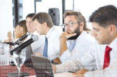 Lesa humanidad: G�mez Pola y Bracken ahora fueron acusados por �homicidio�