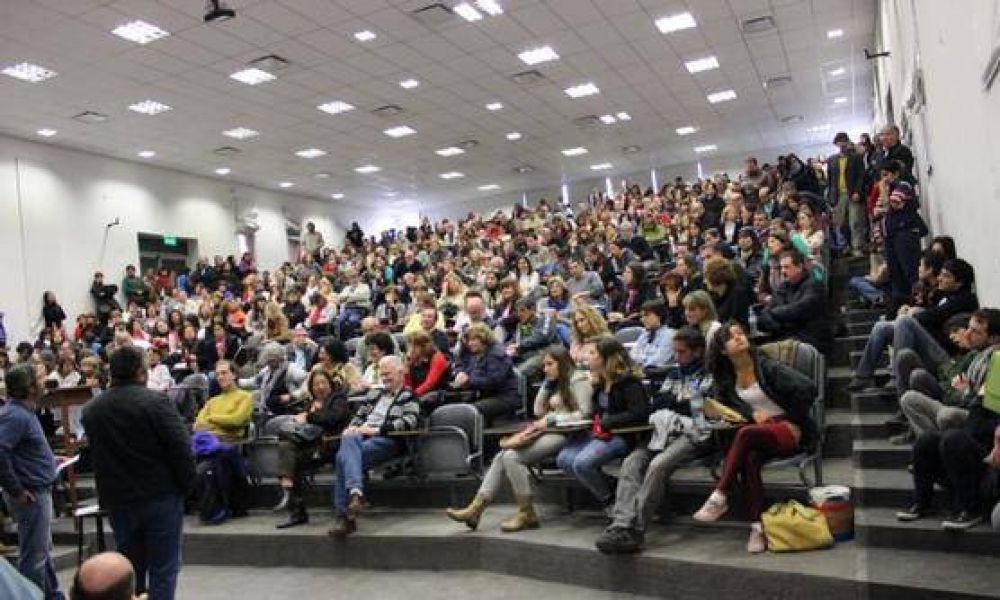 No van a paro pero exigen una semana m�s de vacaciones