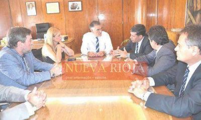 Casas gestion� construcci�n de 10 salas para nivel inicial
