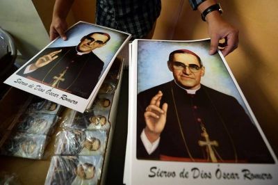 Cardenales y teólogos votaron a la unanimidad por Romero beato