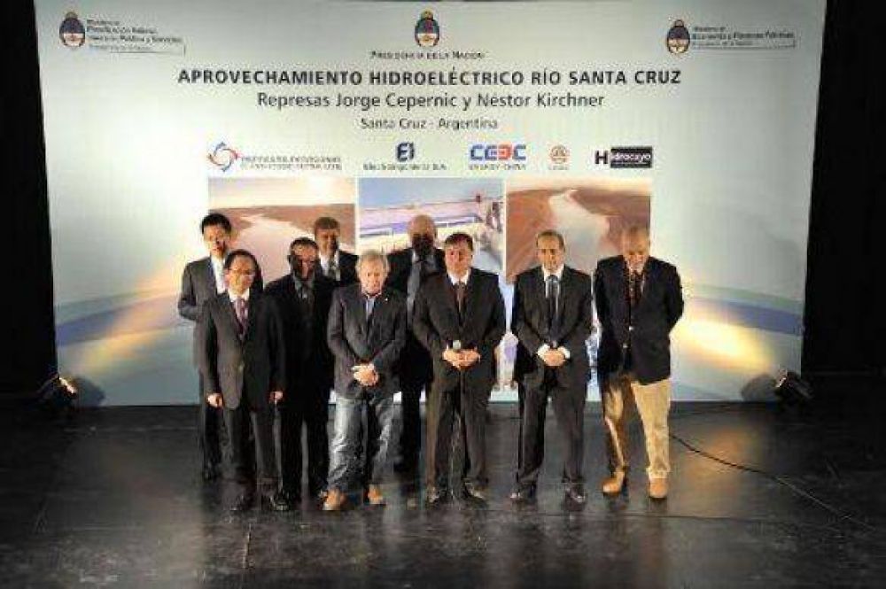 Peralta: �No es una obra p�blica com�n, estamos hablando del desarrollo definitivo de Santa Cruz�