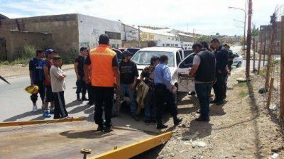 Secuestran la camioneta de la UOCRA que habr�a intervenido en los ataques a SITRAIC