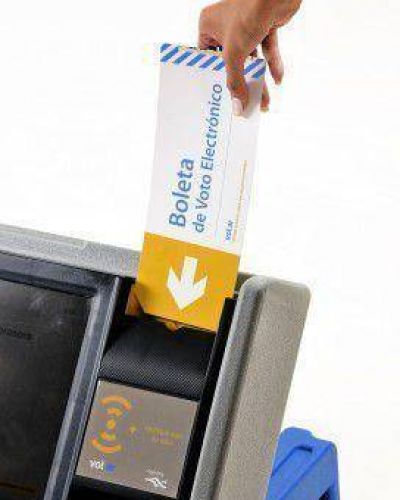Se contrat� a la empresa para los comicios