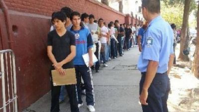 2.500 nuevos aspirantes a ser polic�as