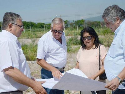 7 mil familias del ramal tendr�n casa propia
