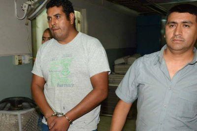Abogados del expolic�a pedir�n que s�lo sea acusado de robo y homicidio preterintencional