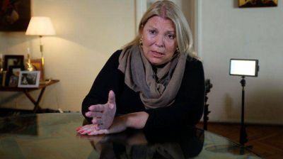 Carri� denunciar� a la Presidente en la Justicia por 