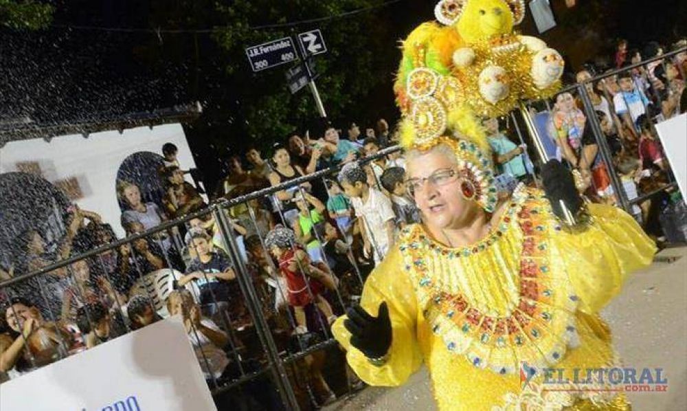 El carnaval itinerante lleg� al Industrial y se prepara para el cierre en la costanera