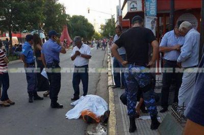 Un hombre de Buenos Aires muri� en pleno centro de Resistencia