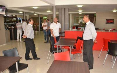 Reabri� la confiter�a de la terminal de Santa Rosa