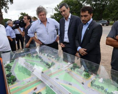 Berazategui: Randazzo y Mussi supervisaron las obras de un nuevo Paso Bajo Nivel