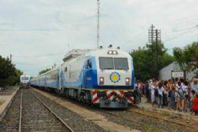 Randazzo anunci� la puesta en marcha del nuevo servicio de trenes Retiro - Rufino para el pr�ximo 27 de febrero
