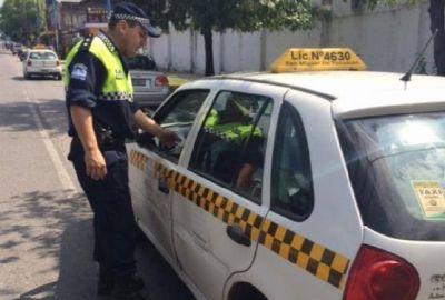 Los controles viales se instalan en Tucum�n