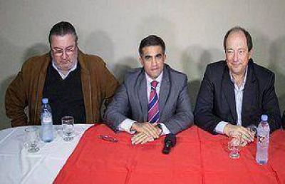 Sanz descart� alianzas del radicalismo con el justicialismo en Salta