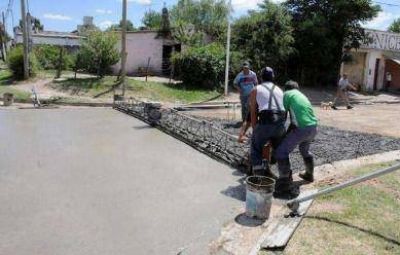 El Municipio desarrolla cuatro frentes simult�neos de obras de pavimentaci�n y repavimentaci�n